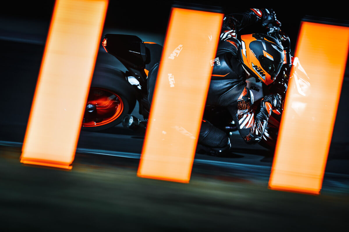 KTM 1290 SUPER DUKE R - Cat B